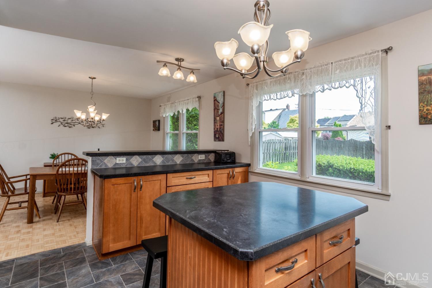 71 Spruce Street Edison, NJ 08837 - Photo 12 of 31 Gallery Image 12