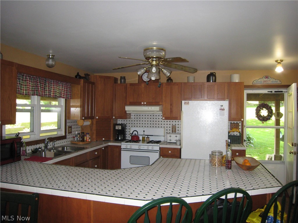 7470 Hughes Road Ravenna, OH 44266 - Photo 12 of 21 Gallery Image 12