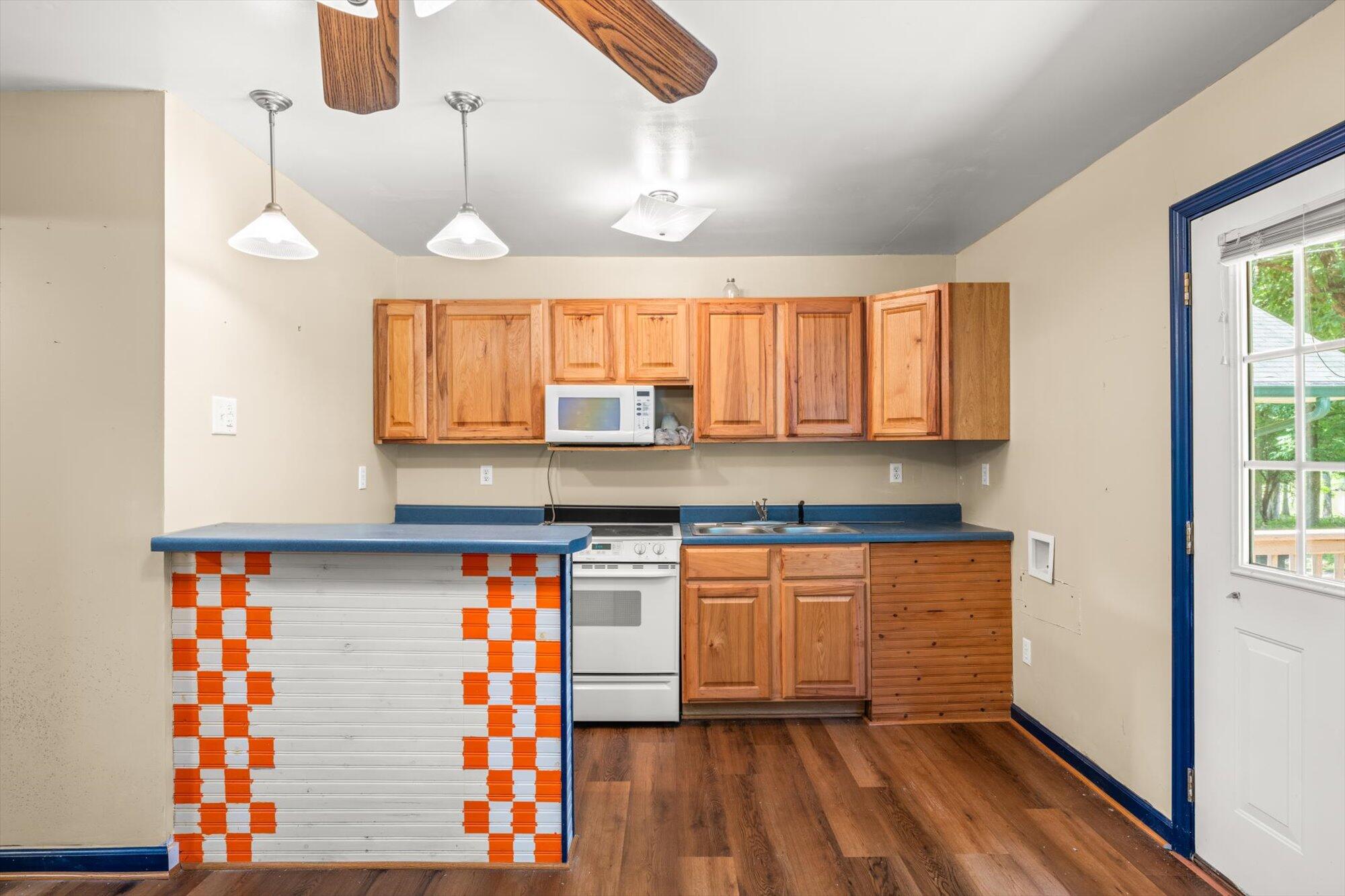 152 Hiwassee Drive Decatur, TN 37322 - Photo 47 of 53 Apartment