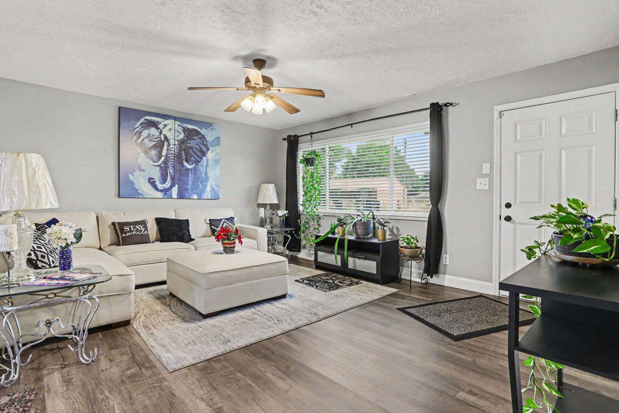 1280 Smith Road Columbus, OH 43207 - Photo 4 of 26