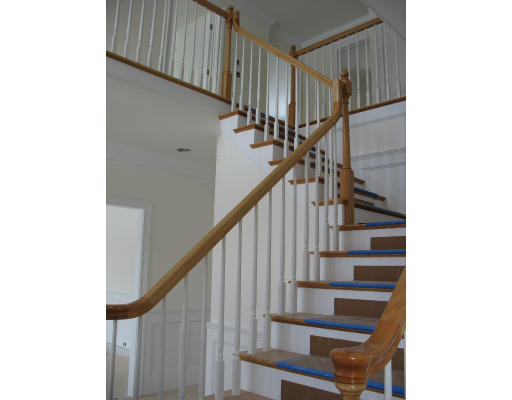 55 Silver Fox Road Franklin, MA 02038 - Photo 5 of 15 Gallery Image 5