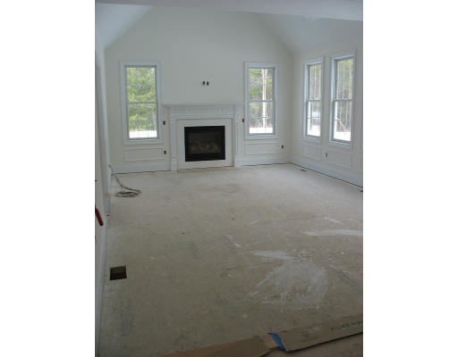 55 Silver Fox Road Franklin, MA 02038 - Photo 7 of 15 Gallery Image 7
