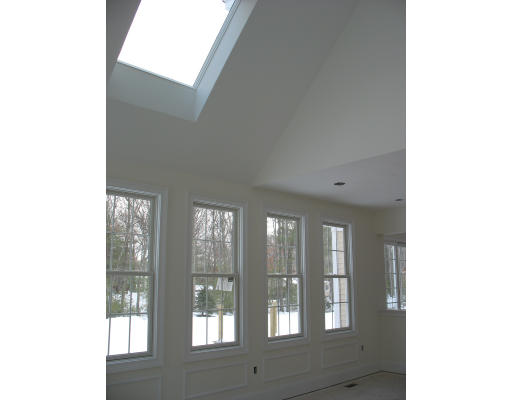 55 Silver Fox Road Franklin, MA 02038 - Photo 8 of 15 Gallery Image 8