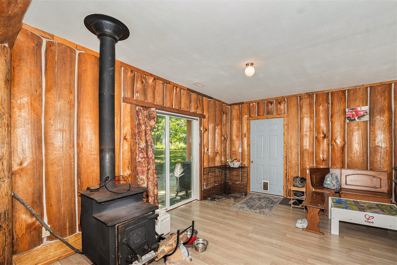 3933 West Harrison Road Hart, MI 49420 - Photo 5 of 27