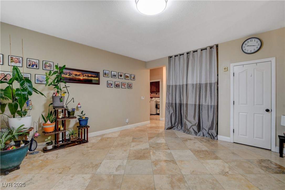 5424 Goldbrush Street Las Vegas, NV 89130 - Photo 30 of 73