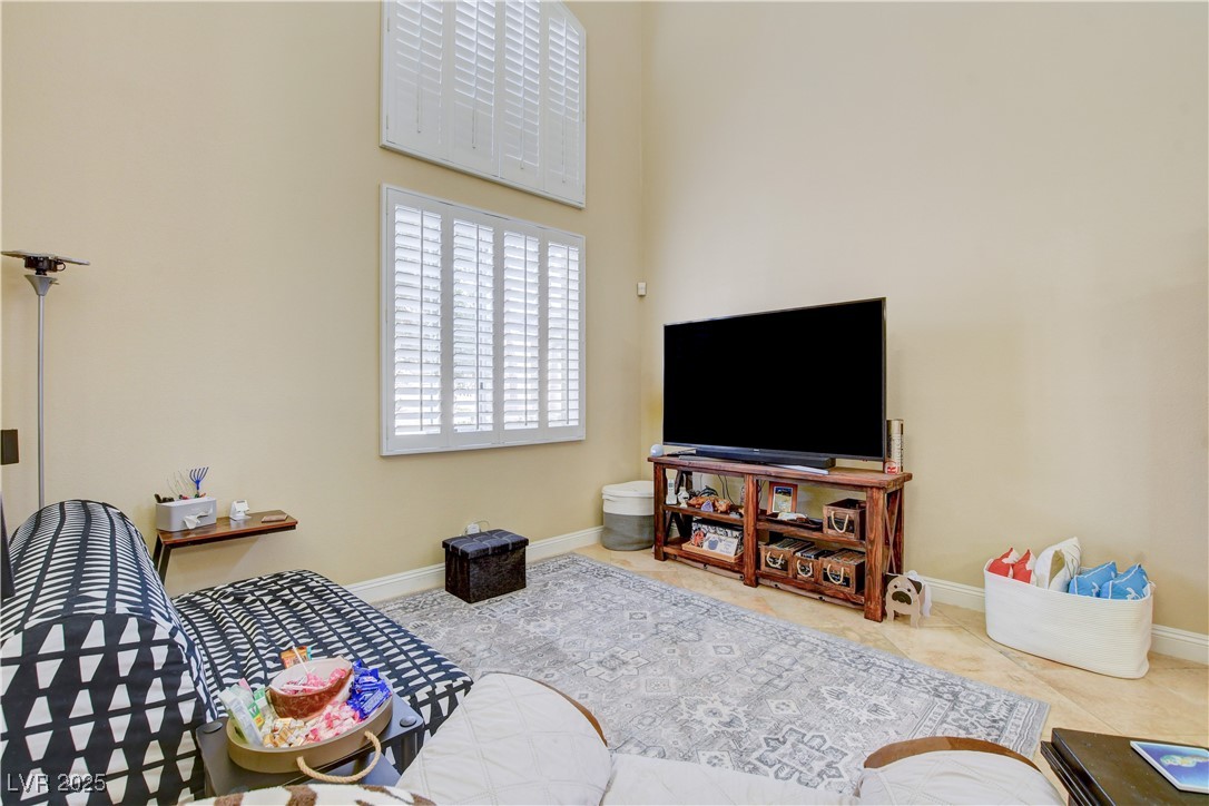 5424 Goldbrush Street Las Vegas, NV 89130 - Photo 8 of 73