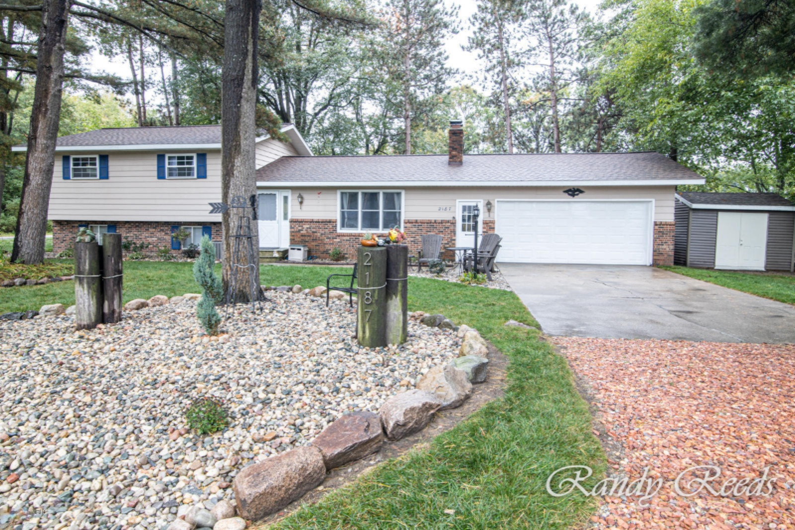 2187 Jensen Road Fruitport, MI 49415 - Photo 2 of 25 2187 Jensen Rd (24 of 27)