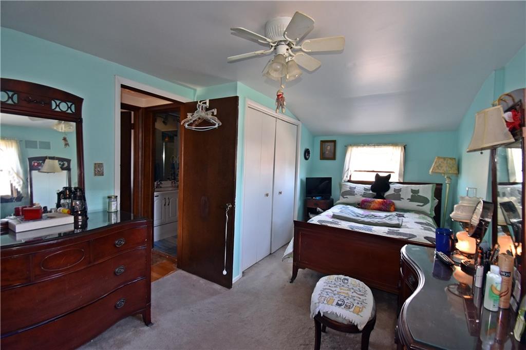 5293 Highgrove Road Pittsburgh, PA 15236 - Photo 17 of 25 Gallery Image 17