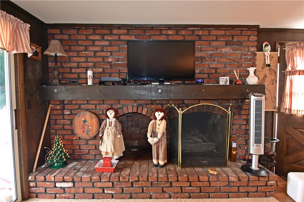 5293 Highgrove Road Pittsburgh, PA 15236 - Photo 22 of 25 Gallery Image 22