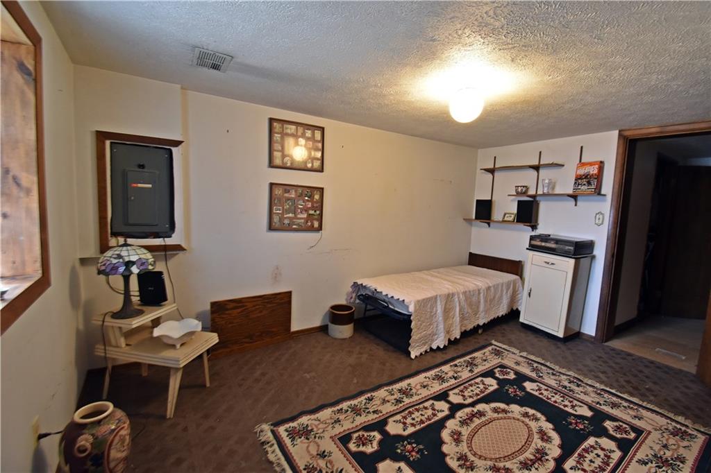 5293 Highgrove Road Pittsburgh, PA 15236 - Photo 24 of 25 Gallery Image 24