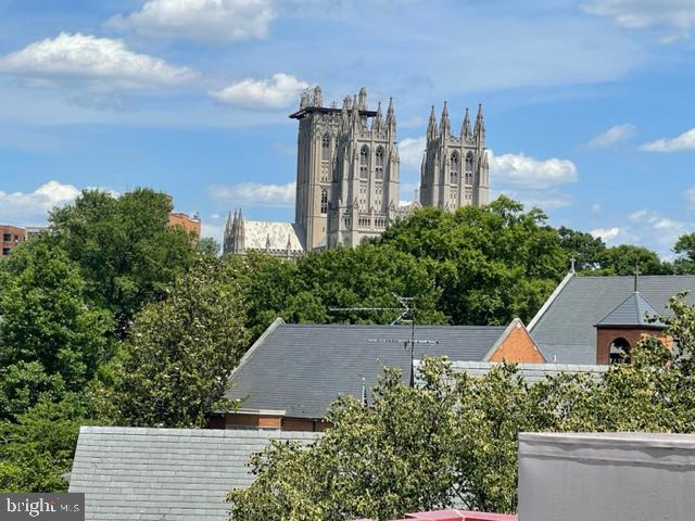 3051 Idaho Avenue Northwest, Unit 417 Washington, DC 20016 - Photo 12 of 13 Roof deck