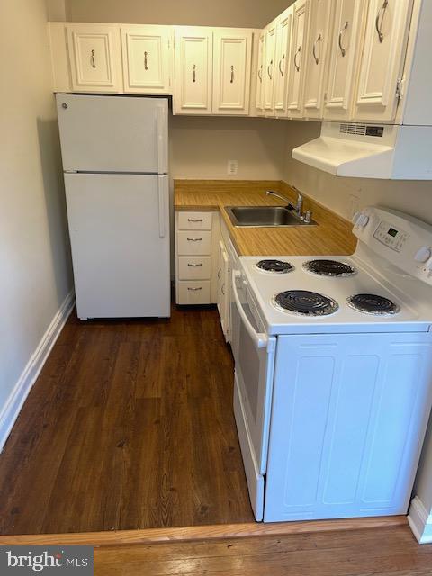 3051 Idaho Avenue Northwest, Unit 417 Washington, DC 20016 - Photo 6 of 13 Galley Kitchen