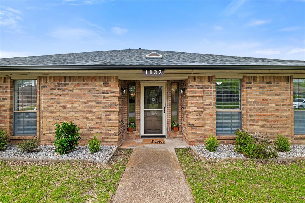 1132 Trinity Drive Benbrook, TX 76126 - Photo 31 of 40