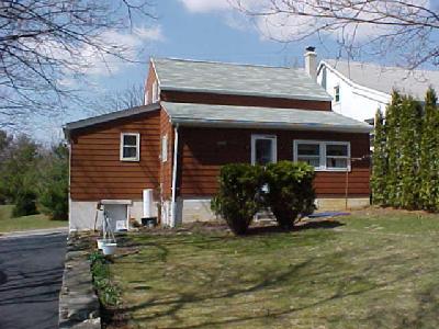 2075 Riverbend Road Allentown, PA 18103 - Photo 1 of 6 Gallery Image 1
