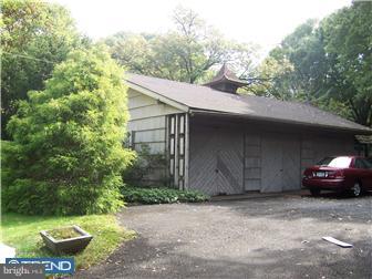 1078 Little Road Washington Crossing, PA 18977 - Photo 3 of 5 Garage