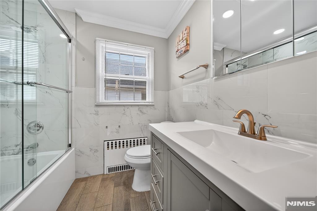 28 1st Street Wallington, NJ 07057 - Photo 13 of 42