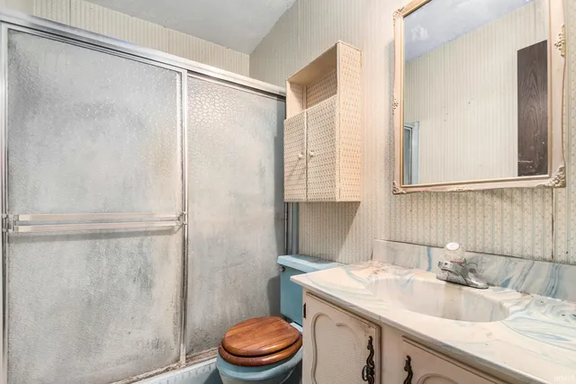 55335 Quince Road, South Bend, IN 46619