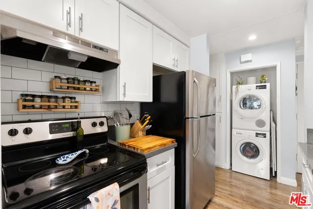 $499,000 | 525 North Sycamore Avenue, Unit 225, Los Angeles, CA 90036