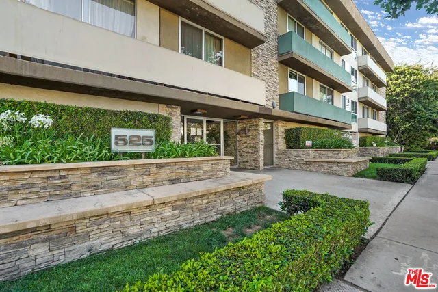 $499,000 | 525 North Sycamore Avenue, Unit 225, Los Angeles, CA 90036