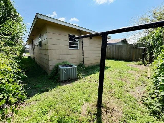 $37,900 | 211 Prince Collins Street, Houma, LA 70364