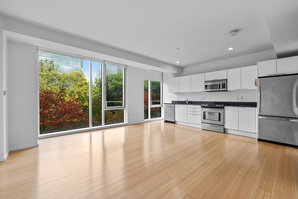 2 Earhart Street, Unit 321 Cambridge, MA 02141 - Photo 2 of 15