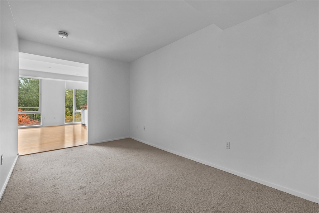 2 Earhart Street, Unit 321 Cambridge, MA 02141 - Photo 8 of 15