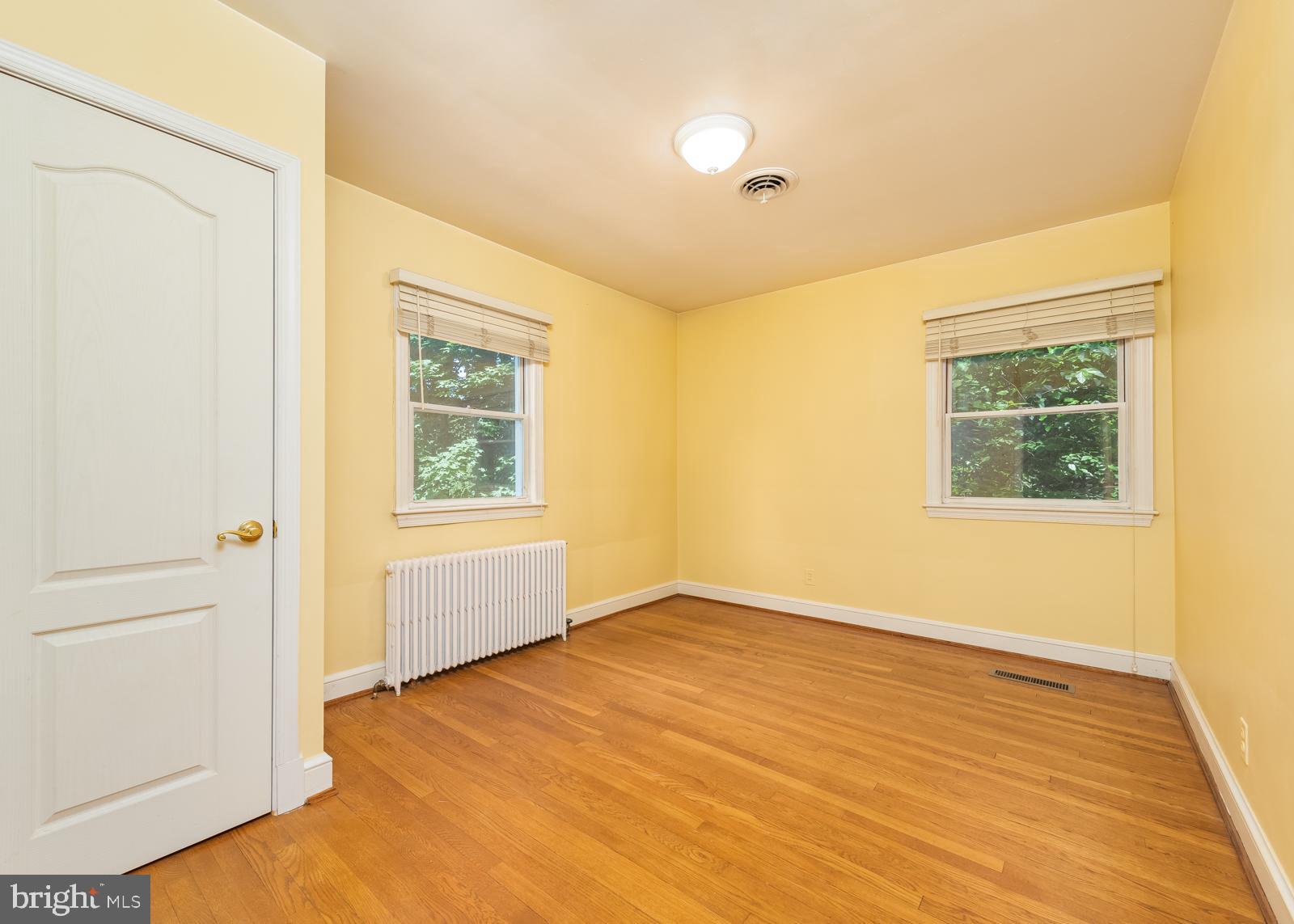 211 Patuxent Road Laurel, MD 20707 - Photo 32 of 43 Bedroom 3 on upper level