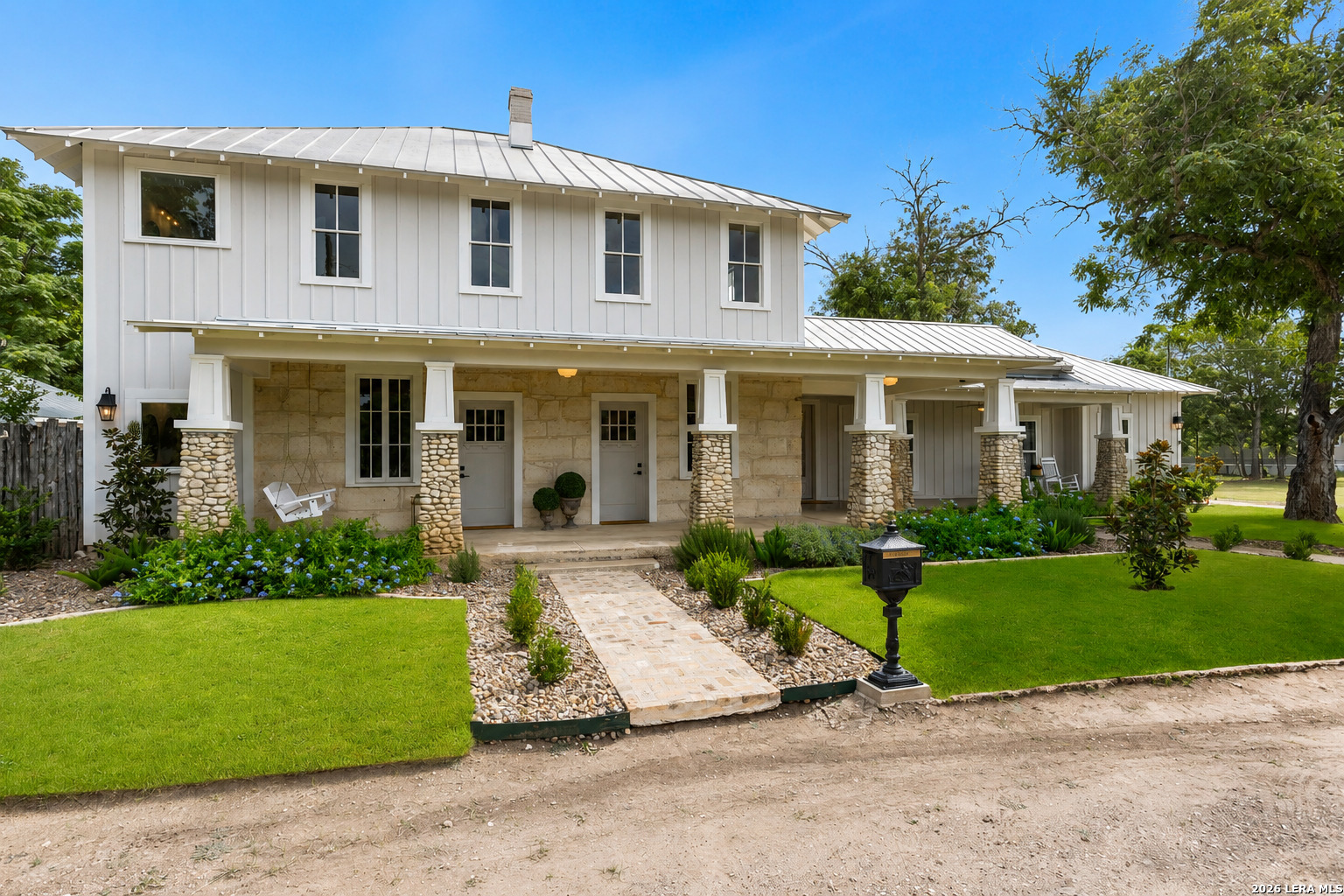 824 High Street Comfort, TX 78013 - Photo 2 of 47