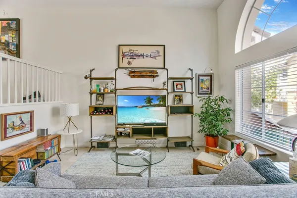 $4,500 | 307 Marinella Aisle, Irvine, CA 92606