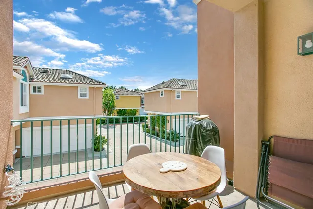 $4,600 | 307 Marinella Aisle, Irvine, CA 92606