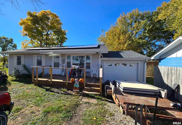 $96,000 | 310 Cathy Street, Colchester, IL 62326