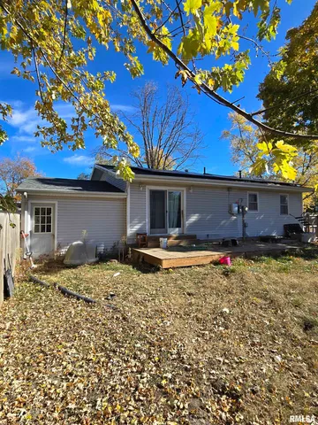 $96,000 | 310 Cathy Street, Colchester, IL 62326