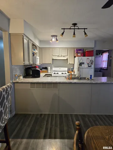 $96,000 | 310 Cathy Street, Colchester, IL 62326