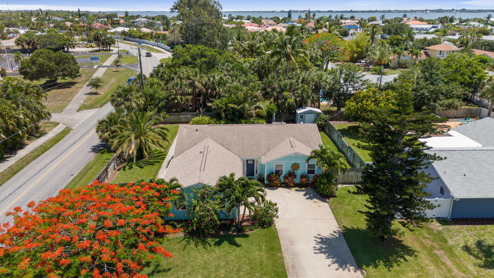 401 Surf Road Melbourne Beach, FL 32951 - Photo 66 of 94 an aerial view of multiple house