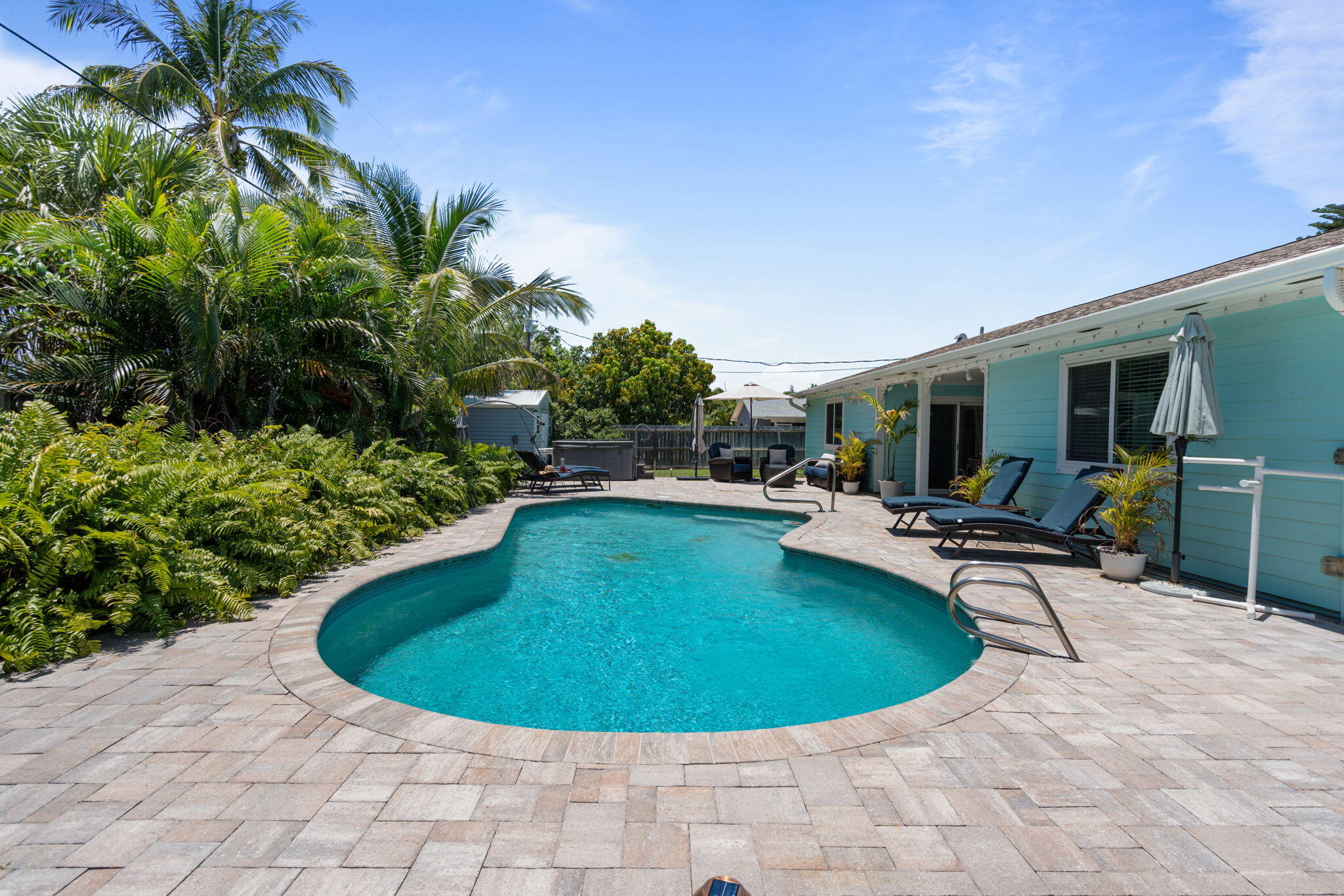 401 Surf Road Melbourne Beach, FL 32951 - Photo 77 of 94 43-web-or-mls-DSC07553