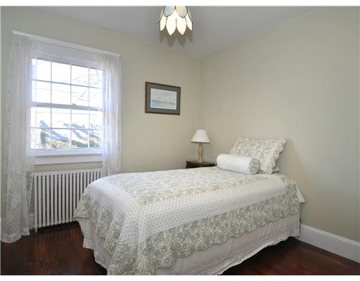 31 Admiral Kalbfus Road Newport, RI 02840 - Photo 8 of 20 Bedroom.