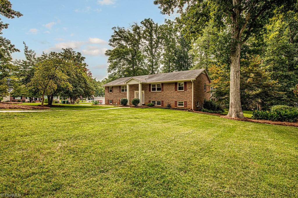100 Roquemore Road Clemmons, NC 27012 - Photo 1 of 45 Gallery Image 1