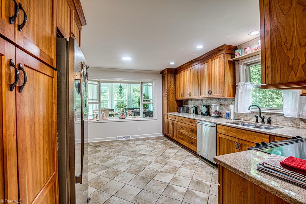 100 Roquemore Road Clemmons, NC 27012 - Photo 16 of 45 Gallery Image 16