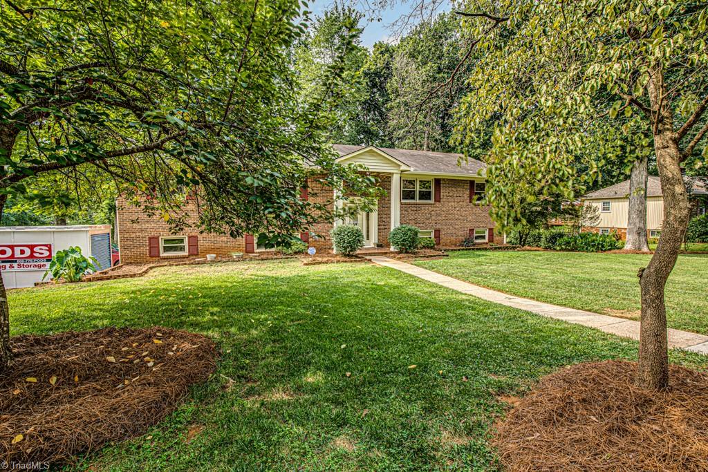 100 Roquemore Road Clemmons, NC 27012 - Photo 3 of 45 Gallery Image 3