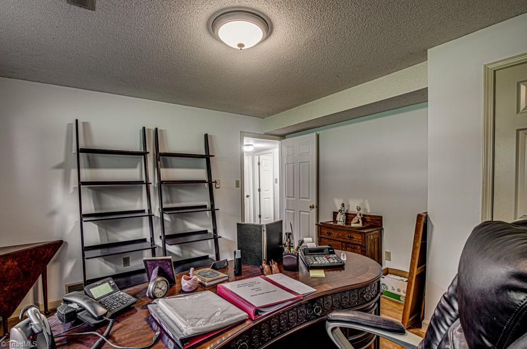 100 Roquemore Road Clemmons, NC 27012 - Photo 37 of 45 Gallery Image 37