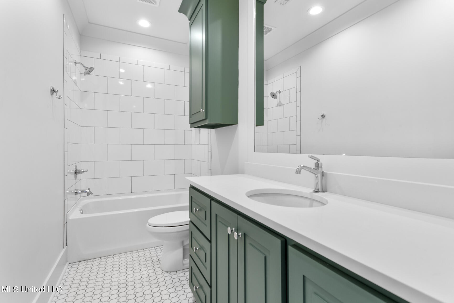 196 Reunion Drive Madison, MS 39110 - Photo 47 of 58 2B83138E-8FDF-48EC-B490-7658DB3E0265