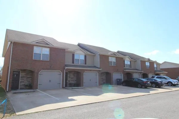 $1,375 | 770 Needmore Road, Unit 26, Clarksville, TN 37040