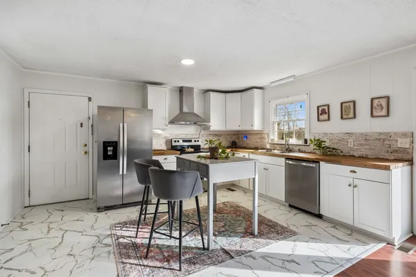 $499,900 | 979 South Main Street, Eagleville, TN 37060