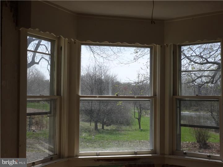 3827 Schuylkill Road Spring City, PA 19475 - Photo 15 of 21 View