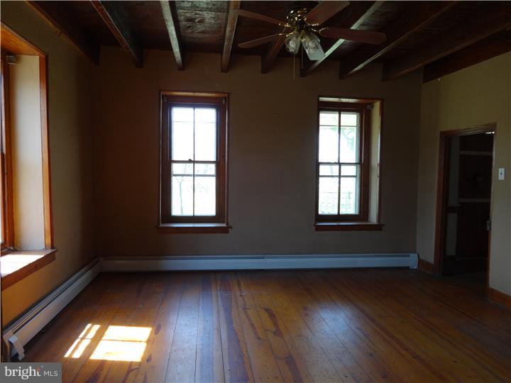 3827 Schuylkill Road Spring City, PA 19475 - Photo 4 of 21 Dining Room
