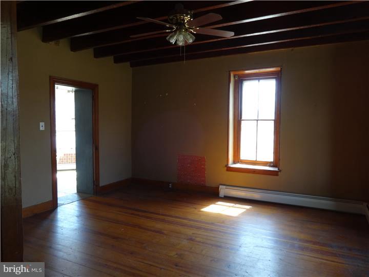 3827 Schuylkill Road Spring City, PA 19475 - Photo 9 of 21 Dining Room