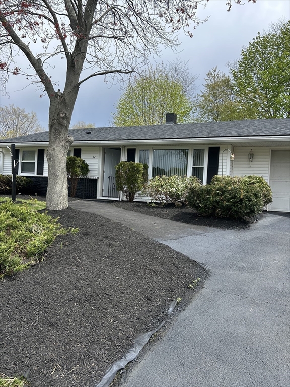 26 Debbie Road Brockton, MA 02302 - Photo 3 of 20
