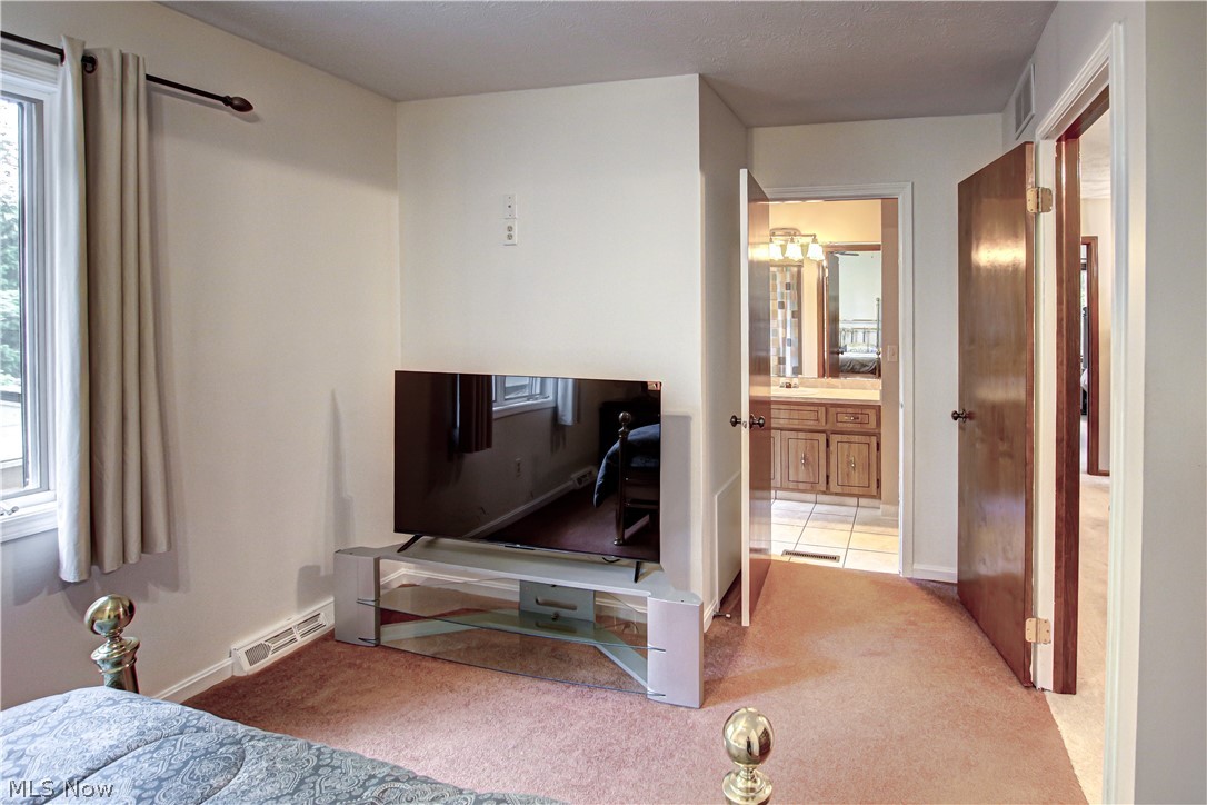77 Carr Road Hinckley, OH 44233 - Photo 22 of 35