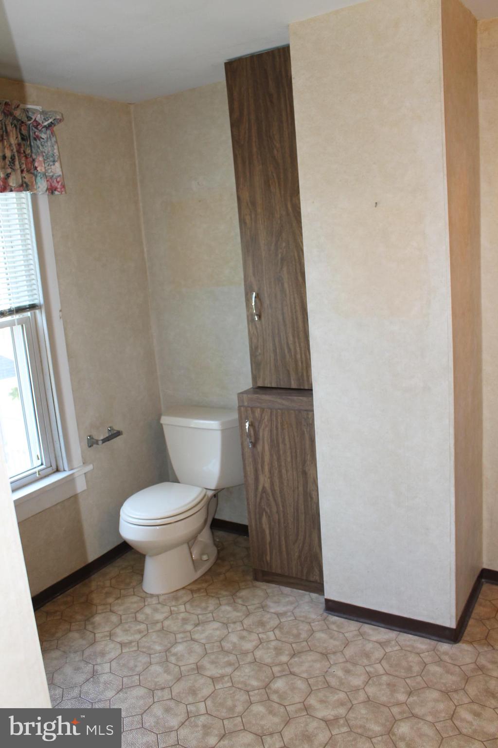 619 Stone Road Laurel Springs, NJ 08021 - Photo 16 of 27 Gallery Image 16