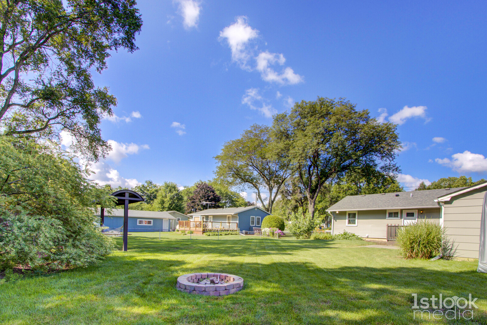 1332 Surrey Road Batavia, IL 60510 - Photo 22 of 22 Gallery Image 22